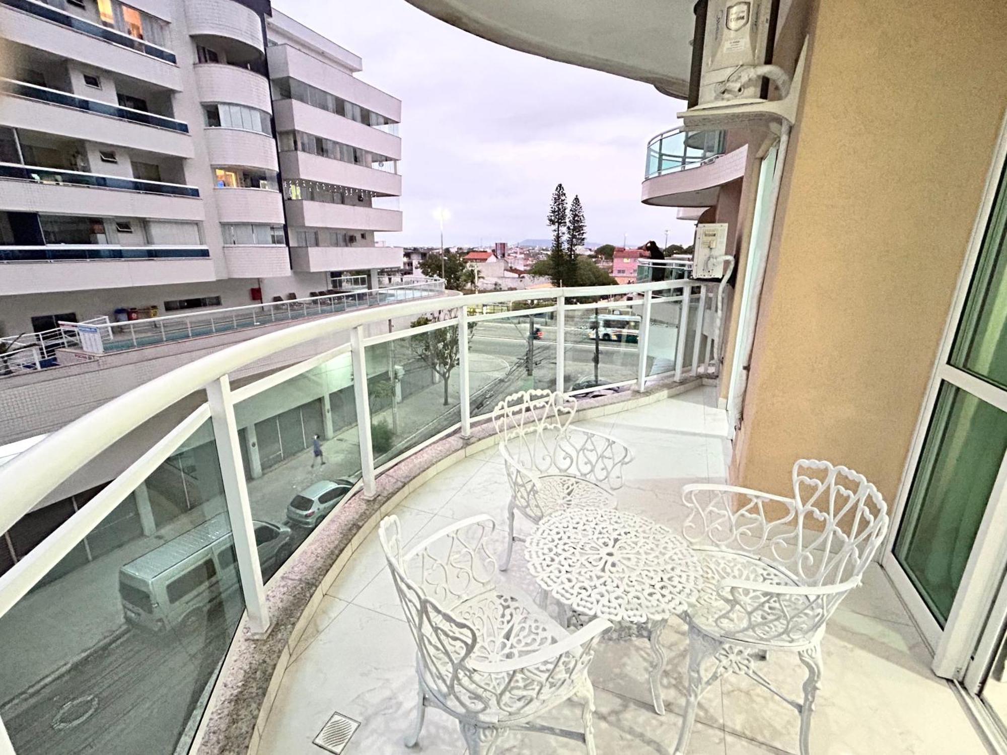 Apt 5 Minutos Praia Do Forte - Ar Condicionado 卡波布里奥 外观 照片